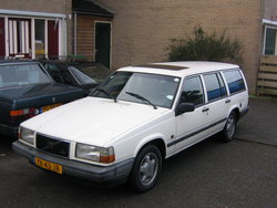 1990 740 GL